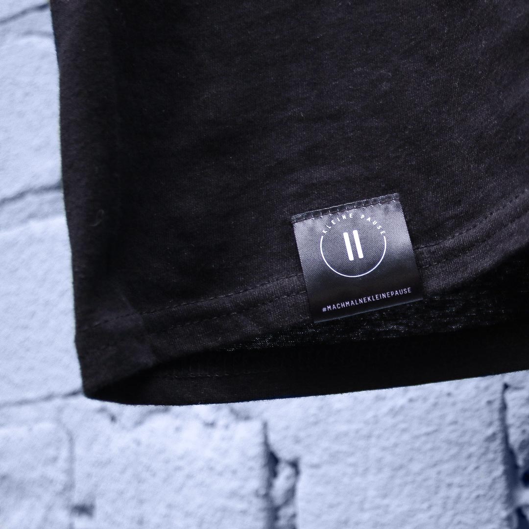 Kleine-Pause_Shirt-detail